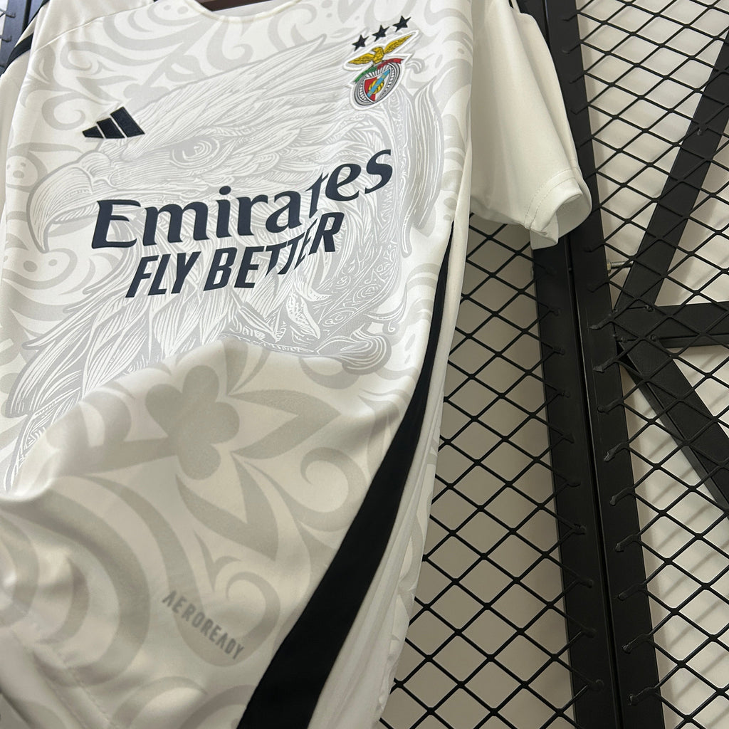 Camisola Benfica Águia Branca 2025/26 - ÚLTIMAS UNIDADES! 🔥🦅