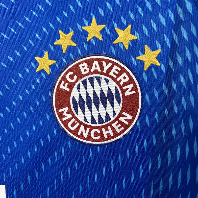 Bayern Munich Goalkeeper Blue Jersey 2025/26
